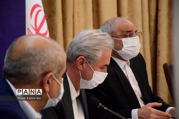 امضا تفاهم نامه سه جانبه شهرداری، آموزش و پرورش و انجمن حکمت در تبریز