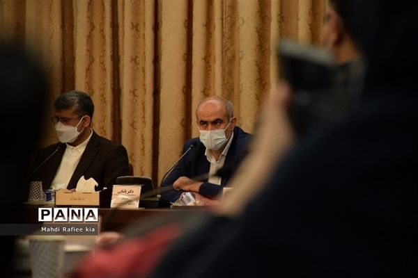 امضا تفاهم نامه سه جانبه شهرداری، آموزش و پرورش و انجمن حکمت در تبریز