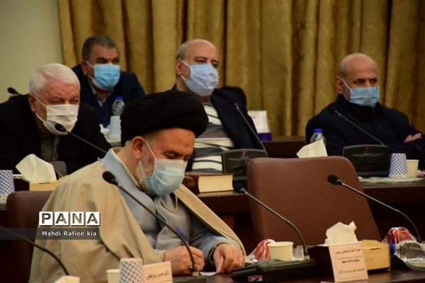 امضا تفاهم نامه سه جانبه شهرداری، آموزش و پرورش و انجمن حکمت در تبریز