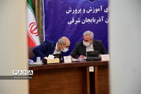 امضا تفاهم نامه سه جانبه شهرداری، آموزش و پرورش و انجمن حکمت در تبریز