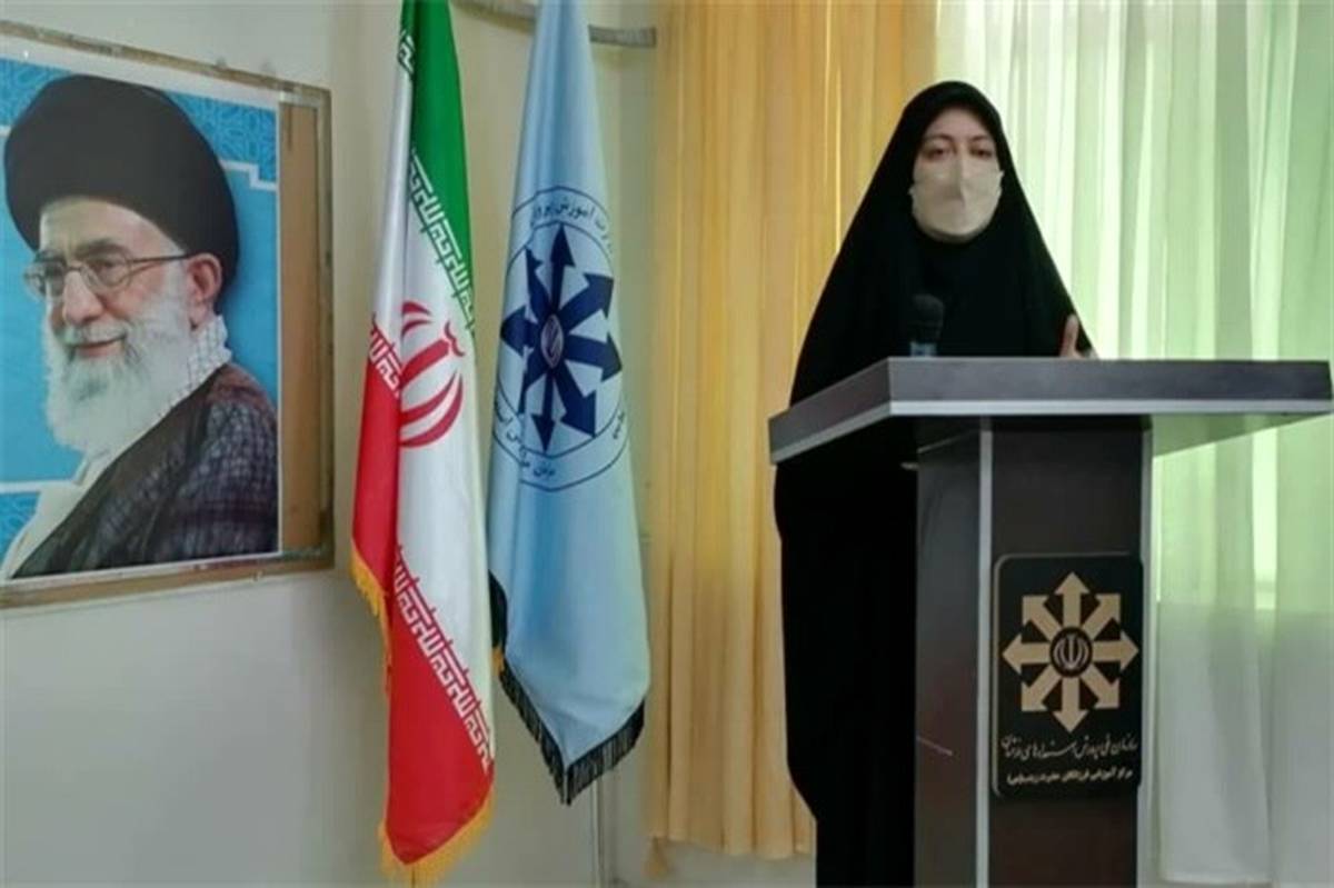 برگزاری جلسه  تشریح  برنامه‌های آزمون عملکرد وفعالیت‌های مدارس سمپاد