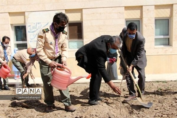 جشن تولد زمین درسازمان دانش‌آموزی خراسان جنوبی