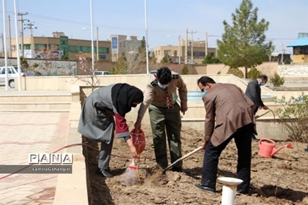 جشن تولد زمین درسازمان دانش‌آموزی خراسان جنوبی