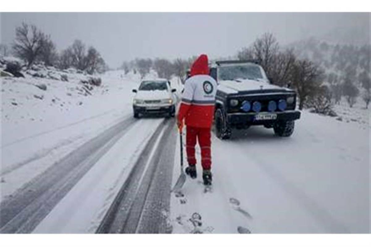 امدادرسانی به ۵۳۸۰ نفر در ۱۷ استان متاثر از برف و کولاک