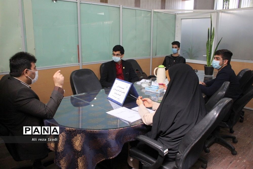 نشست نمایندگان مجلس دانش آموزی پسران شهرستان بوشهر