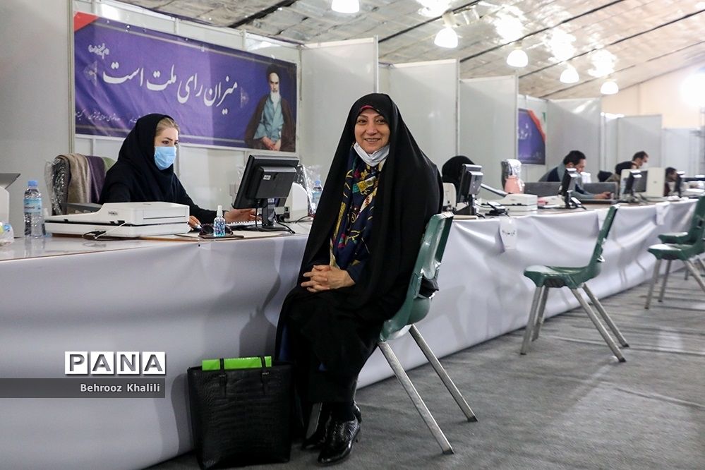 ثبت‌نام داوطلبان شورا‌های اسلامی شهر‌ها