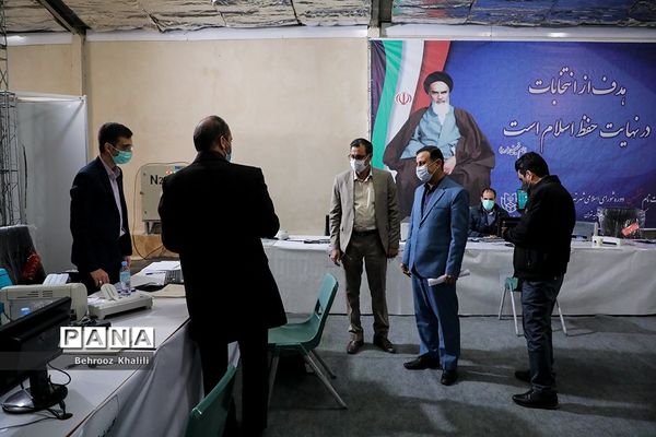 ثبت‌نام داوطلبان شورا‌های اسلامی شهر‌ها