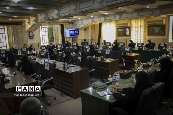 نشست نمایندگان مجلس دانش‌آموزی استان یزد