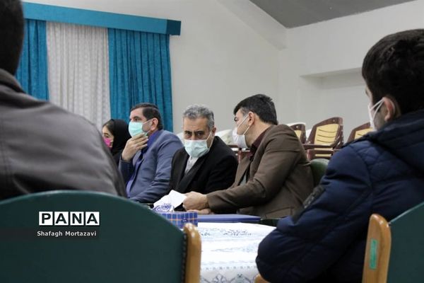 نشست هیات رئیسه و کمیته‌های مجلس دانش‌آموزی مازندران
