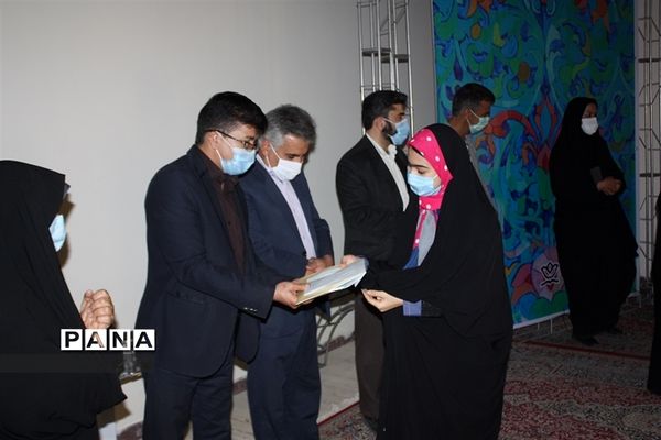 تقدیر از برگزیدگان مسابقات فرهنگی وهنری ابرکوه