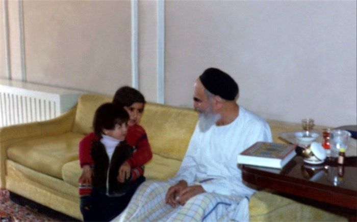 امام خمینی به نوه‌هایش چقدر عیدی می‌داد؟
