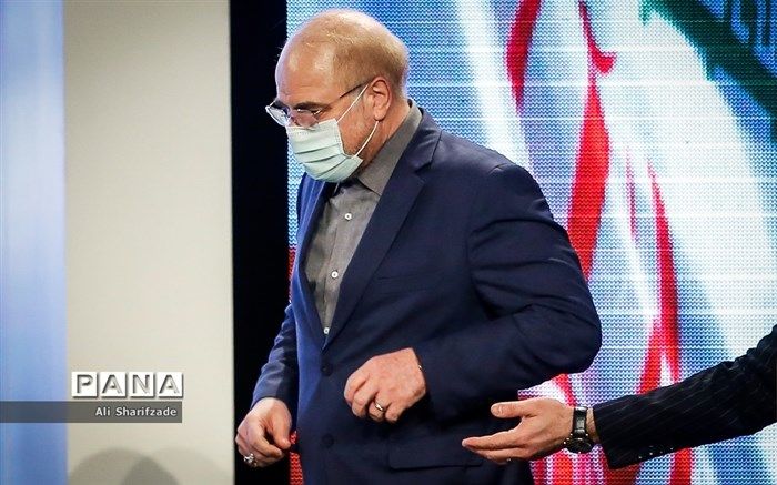 قالیباف: امیدوارم فراتر از حرف، زمینه‌های اقتصاد مردمی را فراهم کنیم