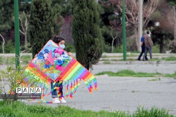 پارک پردیسان تهران میزبان پرواز بادبادک‌ها بر فراز آسمان