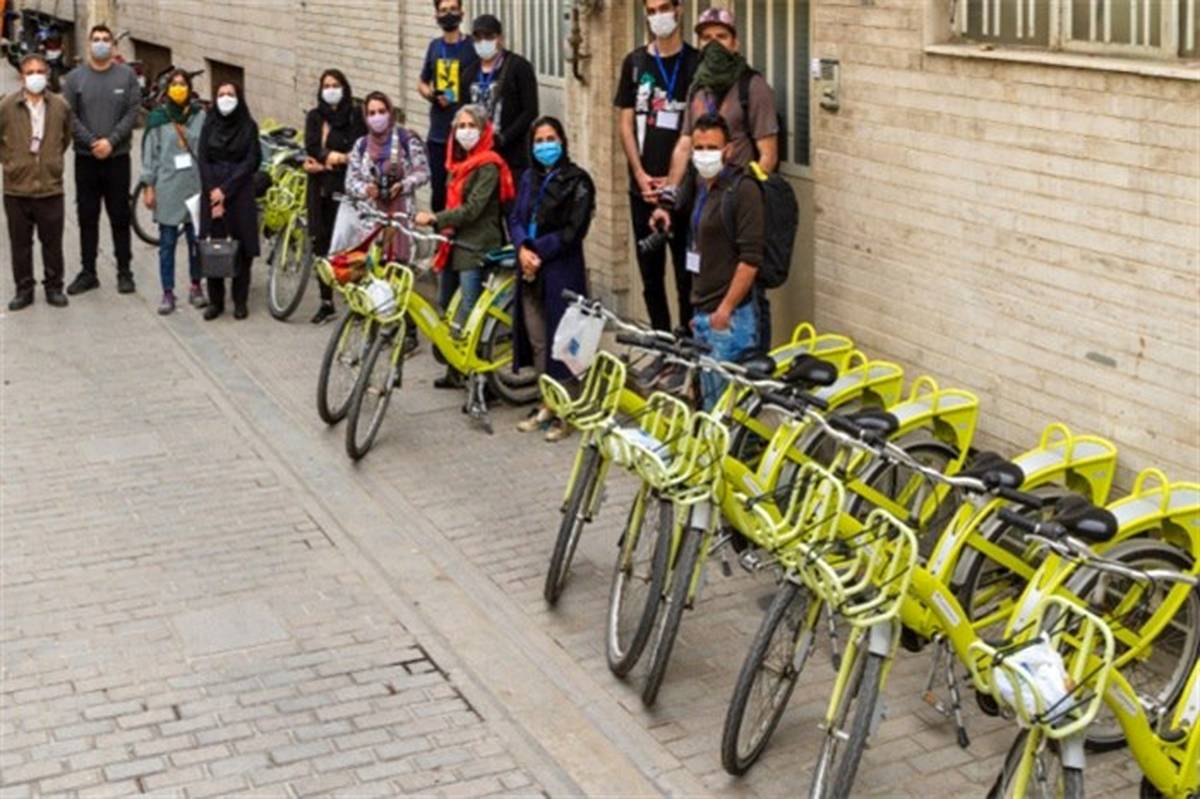اولین تور گردشگری و عکاسی با دوچرخه در قلب طهران