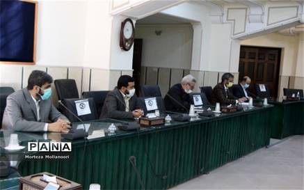 جلسه ویدیو کنفرانس مدیر کل قرآن عترت و نماز وزارت آموزش پرورش با مدیران مدارس قرآنی
