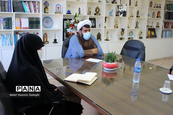 جلسه کار گروه قرآنی قرارگاه فرهنگی آموزش و پرورش استان بوشهر