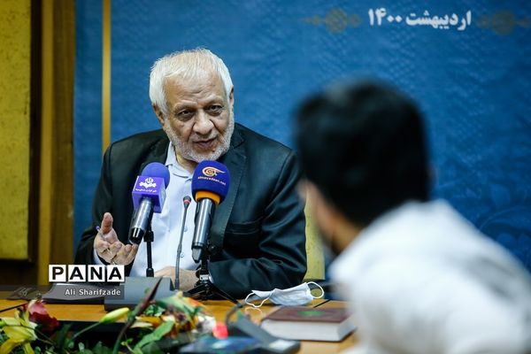 نشست خبری اسدالله بادام چیان دبیر کل حزب موتلفه اسلامی