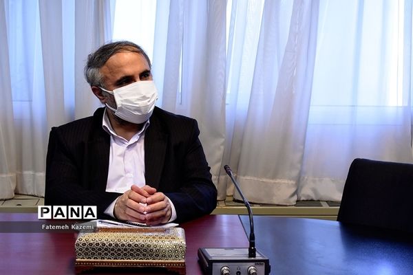 اولین نشست اداره کل امور تربیتی، مشاوره و مراقبت در برابر آسیب‌های اجتماعی در سال ۱۴۰۰