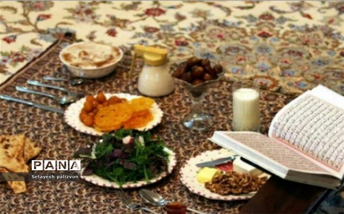 پیروی از یک برنامه غذایی صحیح در ایام ماه مبارک رمضان از اهمیت ویژه‌ای برخوردار است
