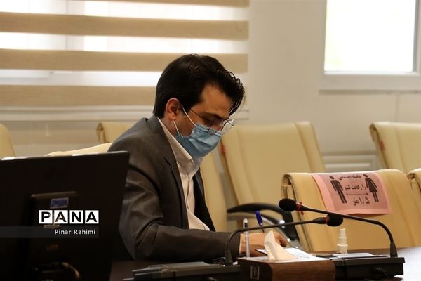 نشست خبری رئیس دانشگاه علوم پزشکی تبریز