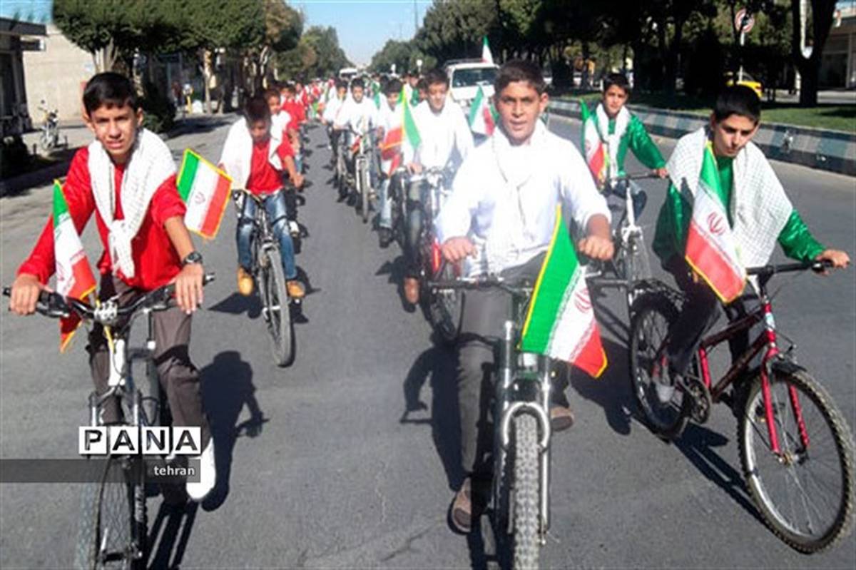 لیگ دوچرخه‌سواری دانش‌آموزان متوسطه اول و دوم منطقه 11 تهران