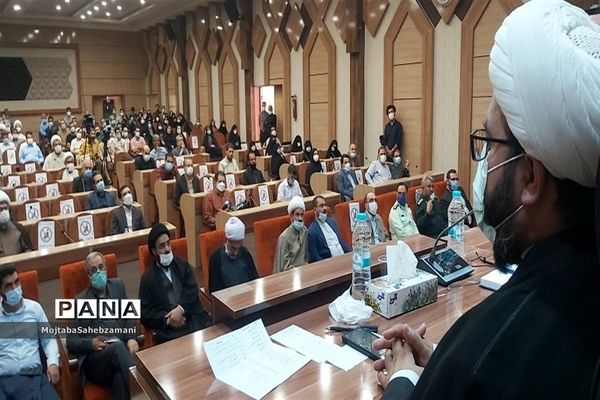 نشست فعالان فرهنگی هنری ترشیز با اعضای کمیسیون فرهنگی مجلس شورای اسلامی