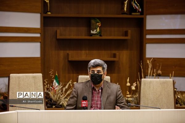 مراسم رونمایی از پوستر پنجمین جشنواره تلویزیونی مستند