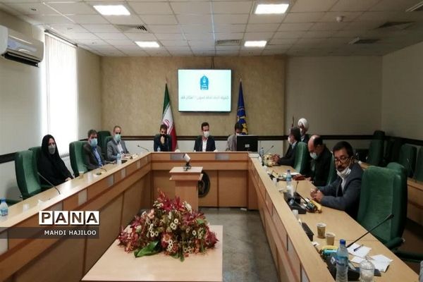 همایش تجلیل از مدیران طرح «مدارس همدل» در قم