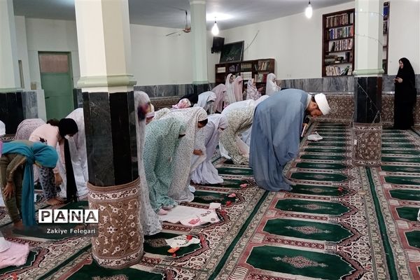 جشن تکلیف، جشنی برای آغاز بندگی