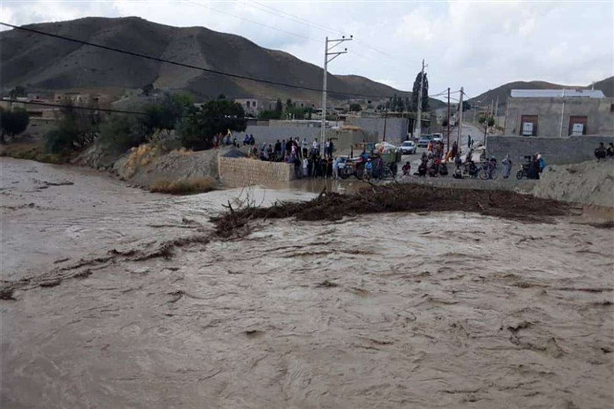 سیلاب راه ارتباطی ۴۰ روستای سیستان و بلوچستان را مسدود کرد