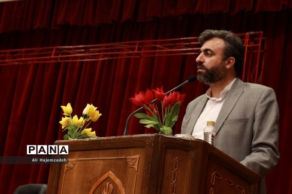 جلسه هماهنگی سی و نهمین دوره جشنواره فرهنگی هنری فردا