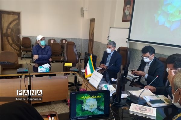 برگزاری جلسه شورای برنامه‌ریزی سازمان دانش‌آموزی در شهرستان نجف آباد