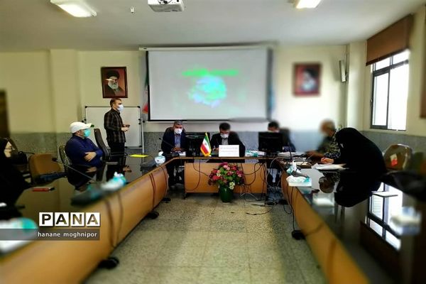 برگزاری جلسه شورای برنامه‌ریزی سازمان دانش‌آموزی در شهرستان نجف آباد
