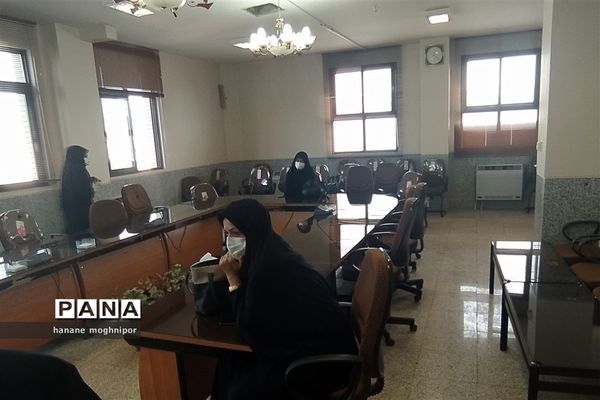 برگزاری جلسه شورای برنامه‌ریزی سازمان دانش‌آموزی در شهرستان نجف آباد