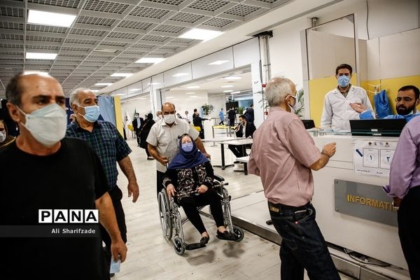 واکسیناسیون کرونا در ایران مال
