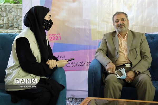 بازدید معاون پرورشی و فرهنگی وزارت آموزش و پرورش از روند داوری سی و نهمین دوره جشنواره فرهنگی هنری فردا -۲