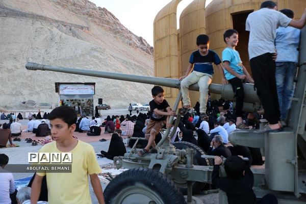 مراسم  دعای عرفه در یادمان شهدای گمنام کوه خضر نبی(ع)