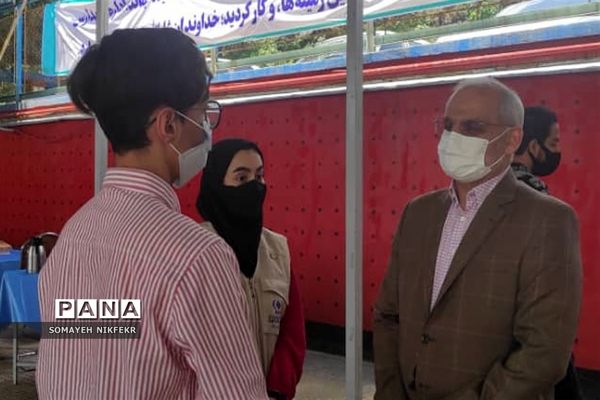 بازدید وزیر آموزش و پرورش از پاویون خبرنگاران پانا