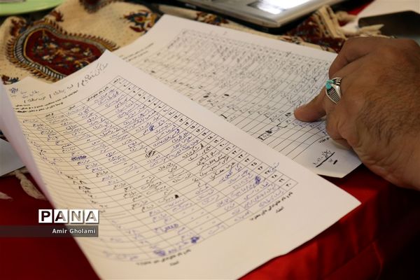 بازدید وزیر آموزش و پرورش از روند اجرای جشنواره فرهنگی هنری فردا