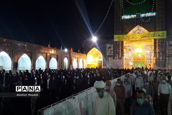 شور و شادی مردم به مناسبت عید سعید غدیر خم در امامزاده سید حمزه