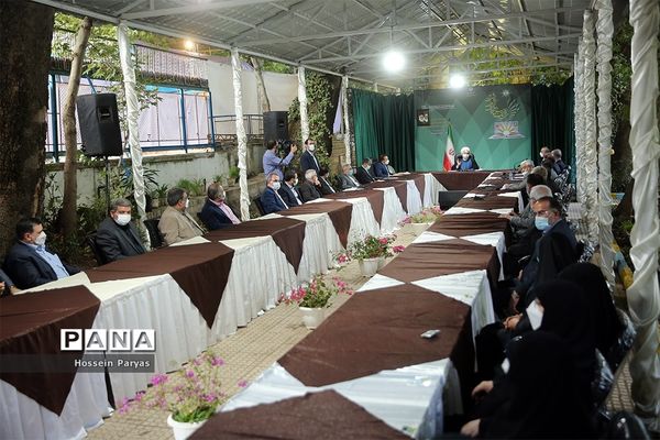 حضور حسن روحانی  در سی و پنجمین اجلاس مدیران و روسای آموزش و پرورش کشور