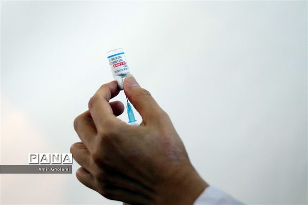 مراسم افتتاحیه پایگاه تجمیعی واکسیناسیون کووید- ۱۹ فرهنگیان