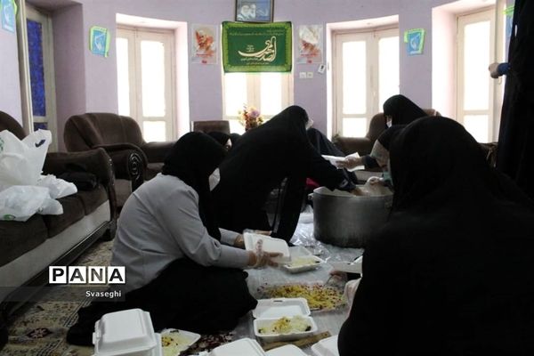 طرح اطعام کودکان کار توسط اتحادیه انجمن‌های اسلامی  دانش‌آموزان  استان اصفهان