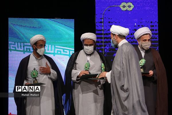 آیین اختتامیه نخستین مهرواره ملی محله همدل