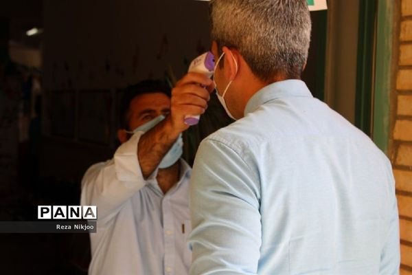 ایمن شدن 450 فرهنگی بهارستانی در مقابل ویروس کرونا