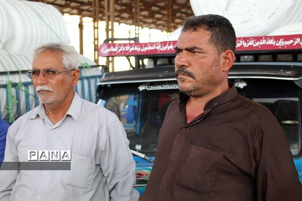 آیین اهدا ۲۰۰۰ عدد مخزن آب و اقلام بهداشتی ویژه مناطق محروم تنش آبی در خوزستان