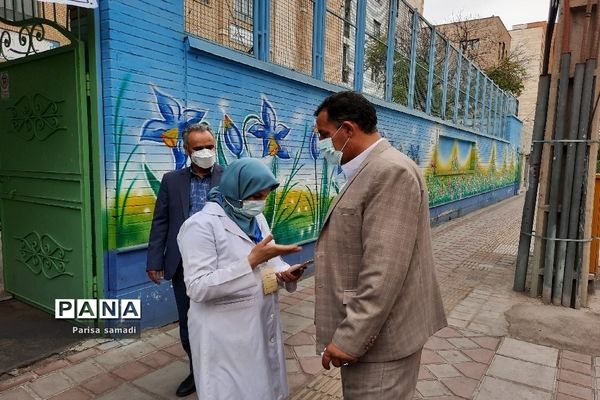 مرحله اول واکسیناسیون فرهنگیان منطقه ۱۳ در دبستان علویه
