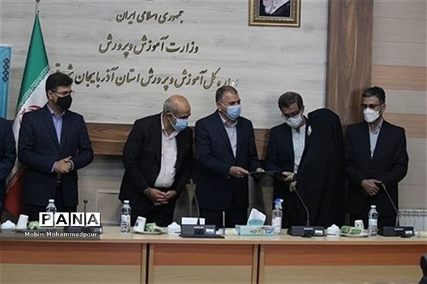 آئین تجلیل از خبرنگاران  خبرگزاری پانا آذربایجان شرقی