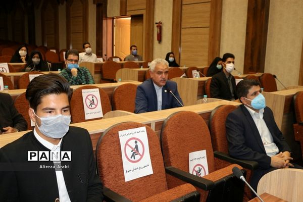 مراسم تجلیل از فعالان رسانه شهرستان کاشمر