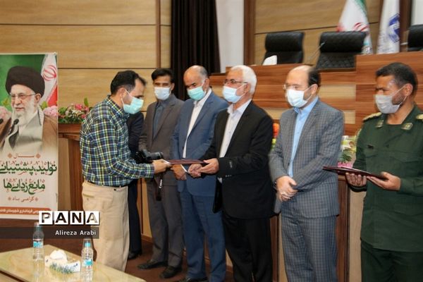 مراسم تجلیل از فعالان رسانه شهرستان کاشمر